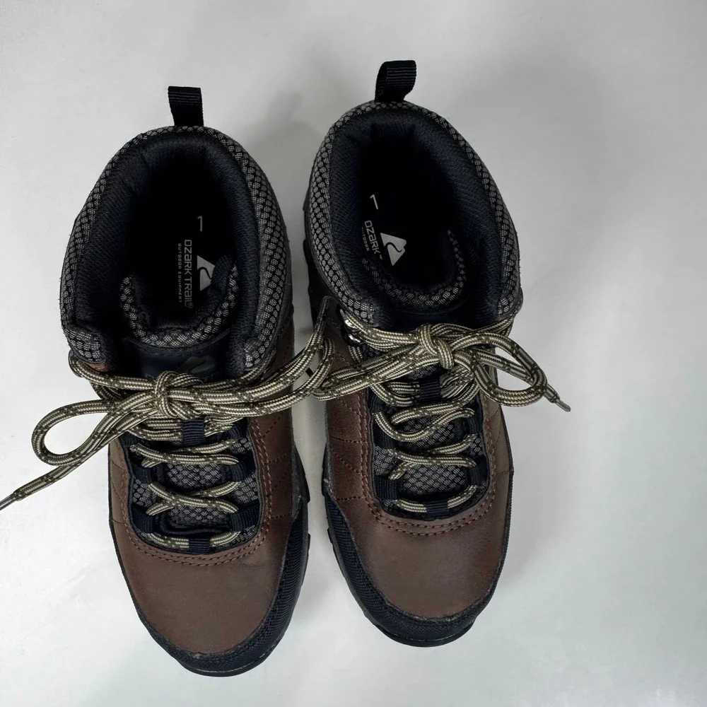 Ozark Trail Boys 1Y Brown Gray Outdoor Youth Trail Hiking Shoes Sneaker Utility